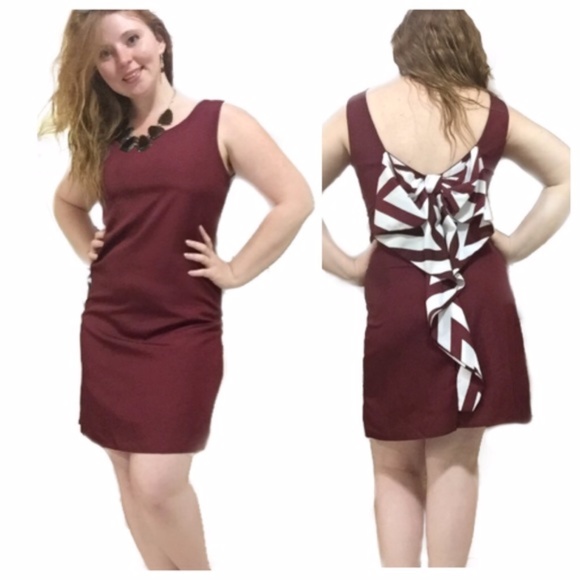 Christmas candy cane bow dress with Chevron Bow burgundy - Picture 2 of 4